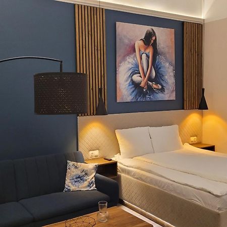 Glamour Apartman ยูลา ภายนอก รูปภาพ