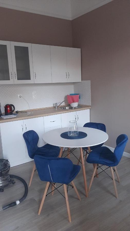 Glamour Apartman ยูลา ภายนอก รูปภาพ